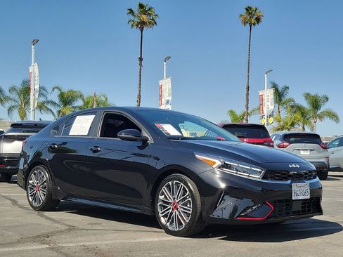 Used 2023 Kia Forte GT w/ GT2 Package FWD image 32