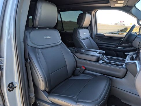 New 2026 Ford Expedition Platinum w/ Stealth Appearance Package image 22