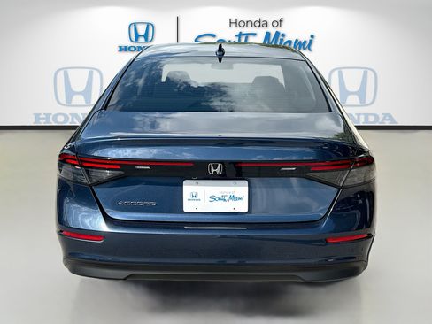 Used 2023 Honda Accord EX image 6