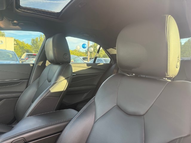 Used 2023 Cadillac CT4 Luxury w/ Sun And Sound Package RWD image 11