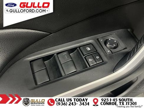 Used 2021 Toyota RAV4 LE AWD/4WD image 20