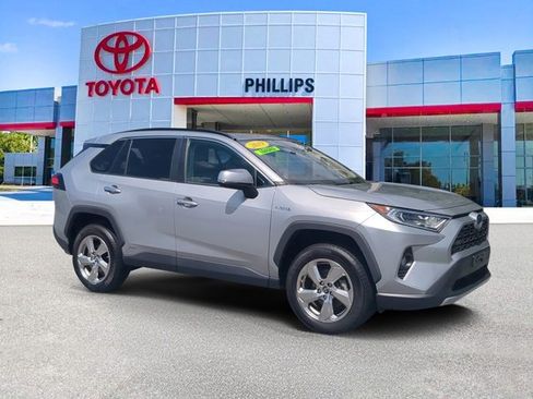 Used 2019 Toyota RAV4 Limited image 1