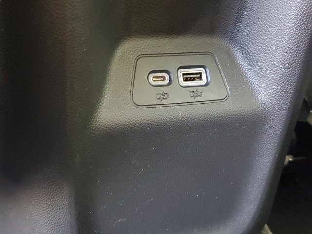 Certified 2021 Buick Envision Preferred AWD/4WD image 12