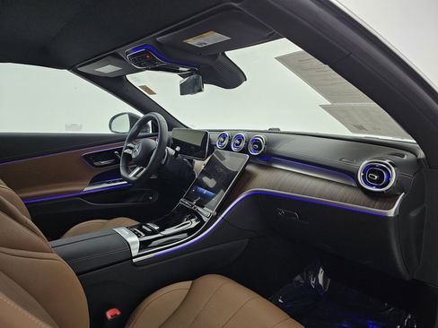 Used 2024 Mercedes-Benz CLE 450 4MATIC Cabriolet image 15