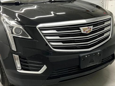 Used 2017 Cadillac XT5 Luxury w/ Driver Awareness Package FWD image 38