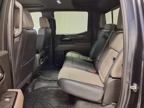 Used 2022 Chevrolet Silverado 1500 ZR2 w/ Technology Package image 25