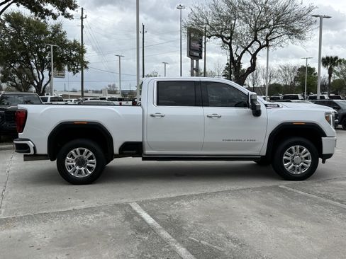 Used 2022 GMC Sierra 2500 Denali w/ Denali Ultimate Package image 5