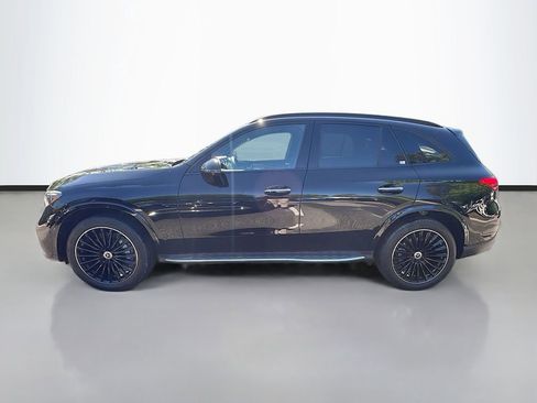 Used 2025 Mercedes-Benz GLC 300 image 8