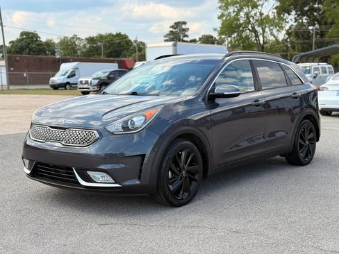 Used 2018 Kia Niro EX w/ EX Touring Graphite Edition FWD image 5