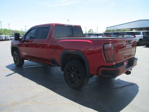 Used 2024 GMC Sierra 2500 AT4 w/ AT4 Premium Plus Package AWD/4WD image 12