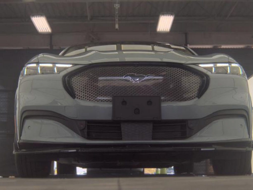 Used 2024 Ford Mustang Mach-E Premium AWD/4WD image 4