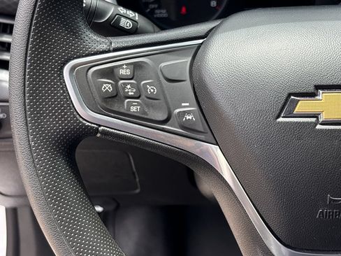 Used 2023 Chevrolet Malibu LS FWD image 18