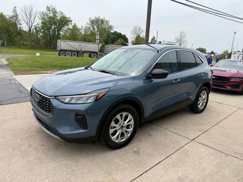 Certified 2023 Ford Escape Active w/ Tech Pack #1 AWD/4WD image 4