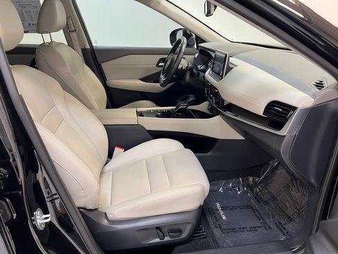 Used 2023 Nissan Rogue SL FWD image 34
