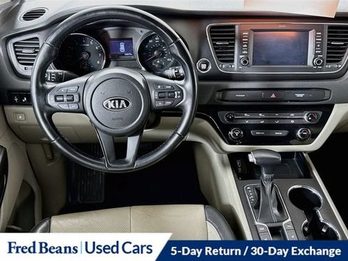 Used 2020 Kia Sedona EX FWD image 29