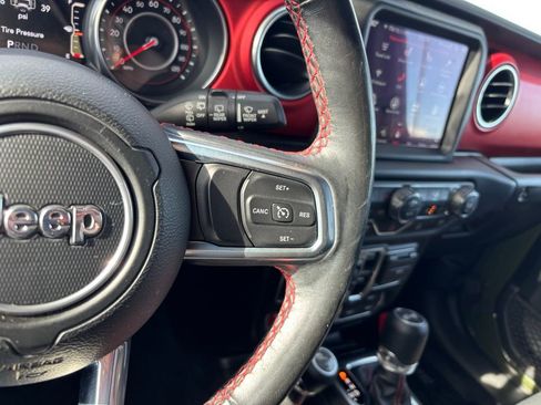 Used 2021 Jeep Wrangler Unlimited Rubicon image 31