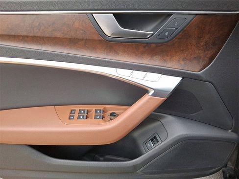 Used 2021 Audi A6 2.0T Premium w/ Convenience Package image 13