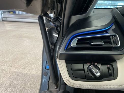 Used 2015 BMW i8 AWD/4WD image 14