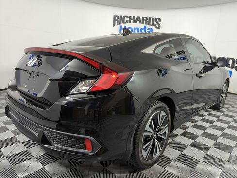 Certified 2018 Honda Civic EX-T image 6