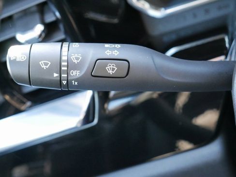 Used 2024 GMC Sierra 1500 Elevation image 24