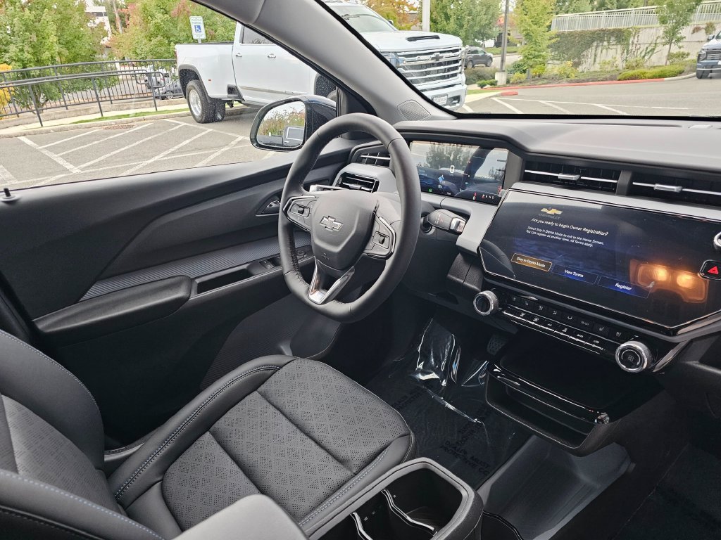 New 2027 Chevrolet Bolt LT w/ Dual Panel Sunroof Package FWD image 10