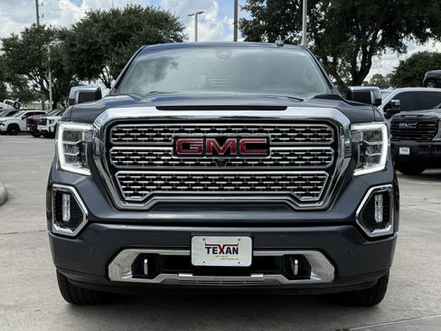 Used 2021 GMC Sierra 1500 Denali w/ Denali Ultimate Package AWD/4WD image 10