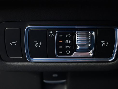 New 2026 Lincoln Nautilus Reserve image 25