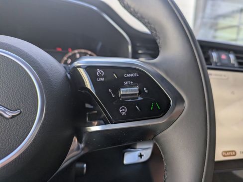 New 2026 Jaguar F-PACE R-Dynamic S image 28