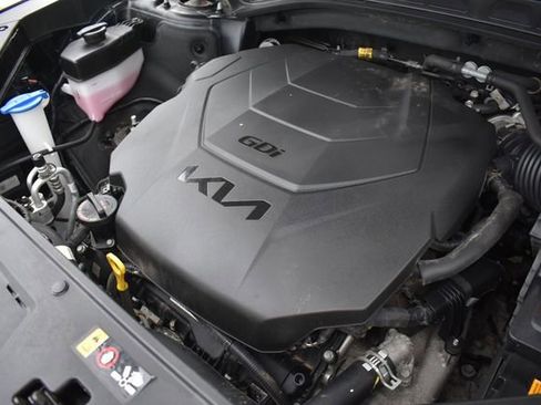 Used 2022 Kia Telluride LX AWD/4WD image 34