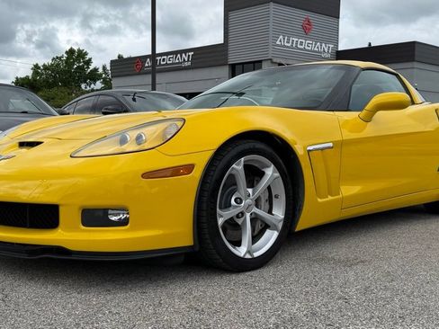 Used 2010 Chevrolet Corvette Grand Sport RWD image 14