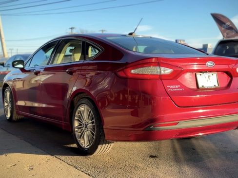 Used 2015 Ford Fusion SE w/ Equipment Group 202A image 5