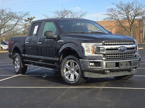 Used 2018 Ford F150 XLT w/ Equipment Group 302A Luxury image 2