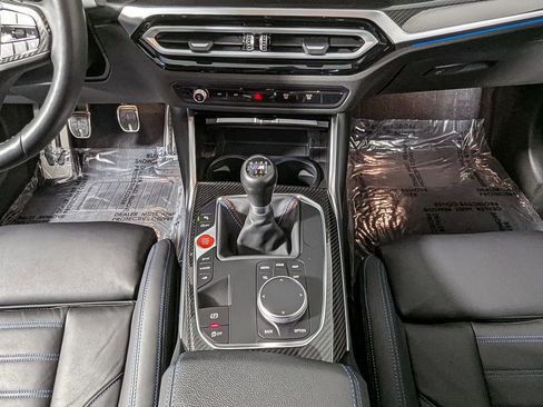 Used 2024 BMW M2 image 33