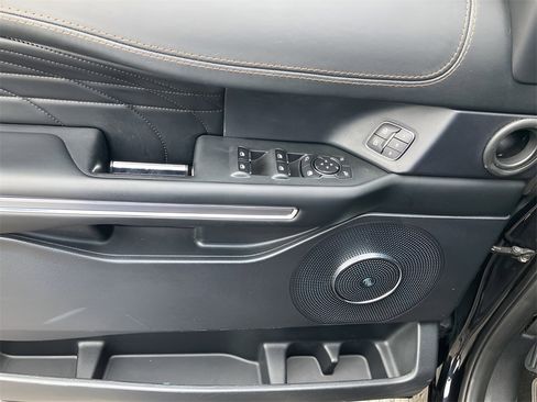 Used 2020 Ford Expedition Max Platinum image 44