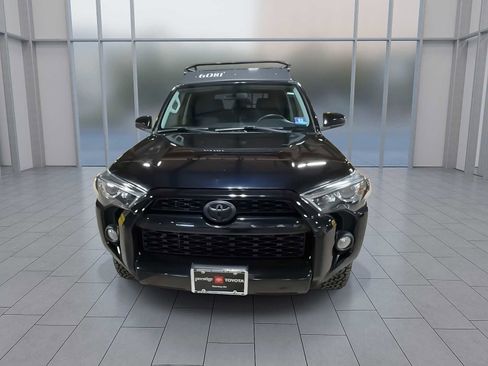 Used 2018 Toyota 4Runner SR5 image 6
