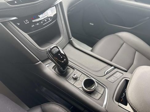 Certified 2023 Cadillac XT5 Premium Luxury AWD/4WD image 46