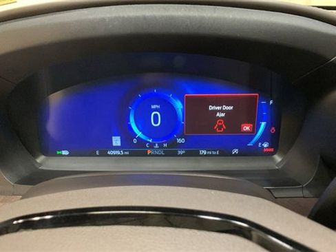 Certified 2023 Ford Explorer Platinum w/ Technology Package image 42