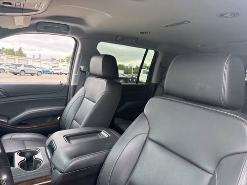 Used 2018 Chevrolet Suburban LT w/ Max Trailering Package AWD/4WD image 10