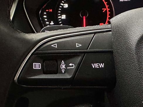 Used 2023 Audi Q5 2.0T Premium w/ Convenience Package image 24