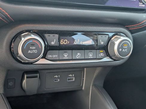Used 2025 Nissan Versa SR w/ Trunk Package FWD image 16