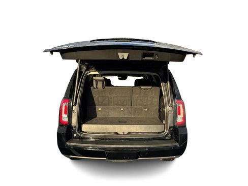 Used 2018 GMC Yukon SLT w/ HD Trailering Package image 14