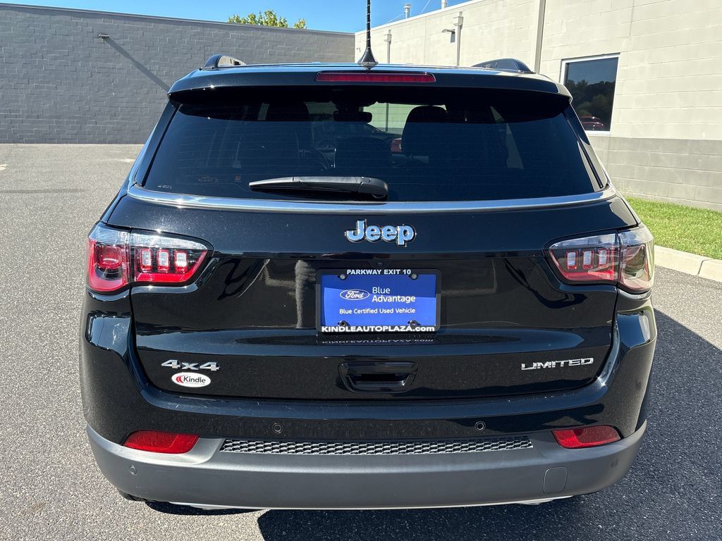 Used 2023 Jeep Compass Limited AWD/4WD image 25