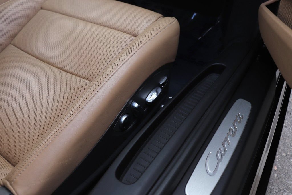 Used 2013 Porsche 911 Carrera w/ Bose Audio Pkg RWD image 31