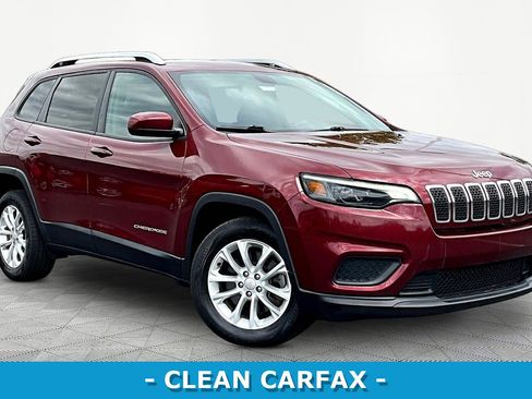 Used 2020 Jeep Cherokee Latitude w/ Cold Weather Group FWD image 3