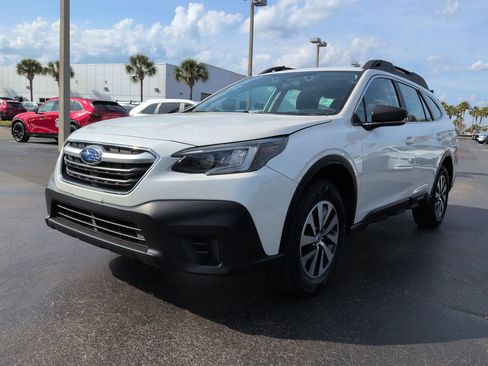 Used 2021 Subaru Outback 2.5i image 8