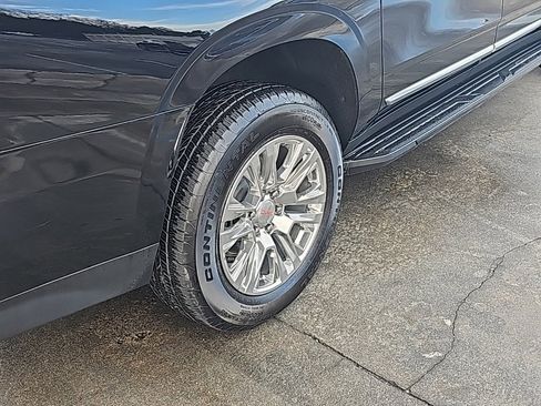 Certified 2024 GMC Yukon XL Denali w/ Max Trailering Package image 10