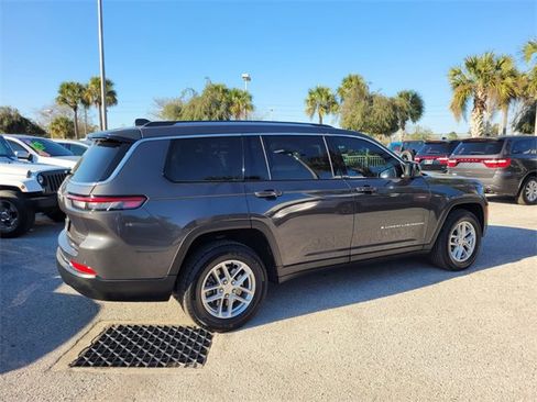 Certified 2021 Jeep Grand Cherokee L Laredo w/ Luxury Tech Group I image 15