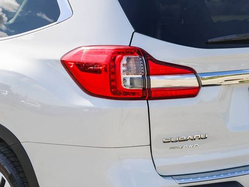 Used 2021 Subaru Ascent Limited w/ Technology Package image 11