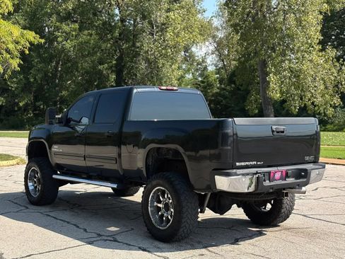 Used 2009 GMC Sierra 2500 SLT w/ Entertainment Package AWD/4WD image 11