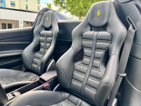 Used 2017 Ferrari 488 Spider RWD image 21